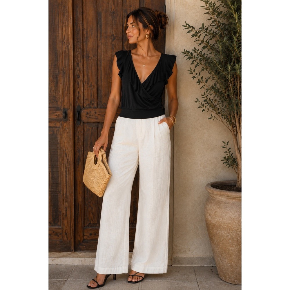 White House Black Market Surplice Ruffle Tank‎ Top XS V neck Tunic Banded Waist